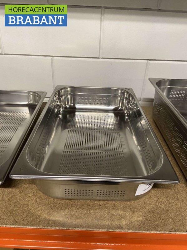 Perforiertes Gastronormtablett aus Edelstahl GN Tablett 1/1 Tiefe 100 mm Horeca