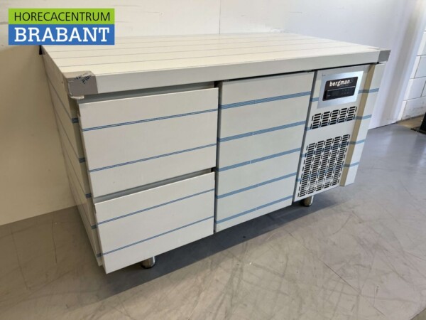 Edelstahl Coreco Premium gekühlte Werkbank 2 Schubladen und 1 Tür 1/1 Gastronorm 134,5 cm Catering – Bild 3