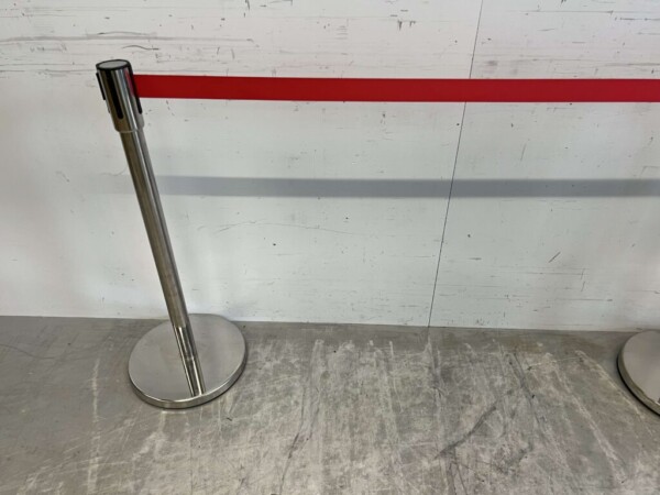 Saro Absperrpfosten Schwarz mit Zugband 180 cm Horeca – Bild 2