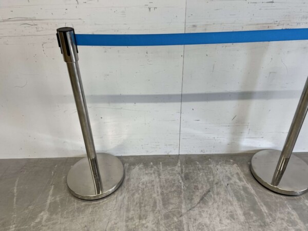 Saro Absperrpfosten Schwarz mit Zugband 180 cm Horeca – Bild 2