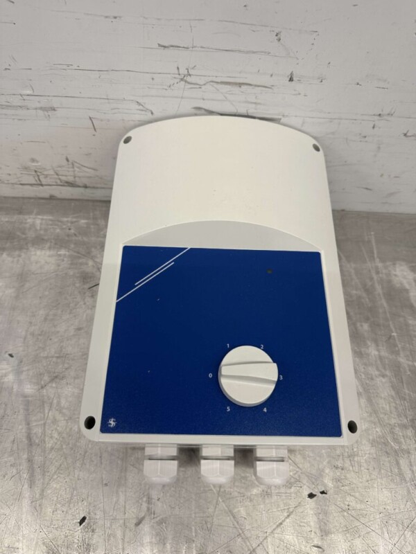 Spannungsregler Traforegler 7,5A 230V Horeca