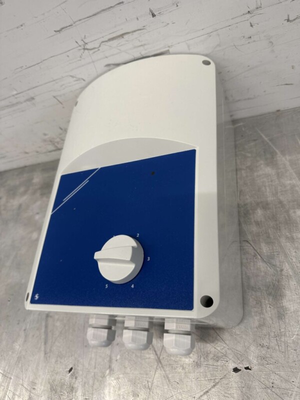 Spannungsregler Traforegler 7,5A 230V Horeca – Bild 2