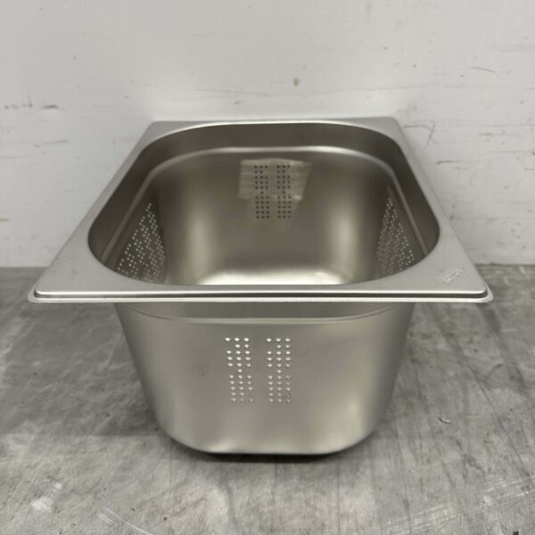 Perforierter Gastronorm GN-Behälter aus Edelstahl 1/2 Tiefe 200 mm Catering