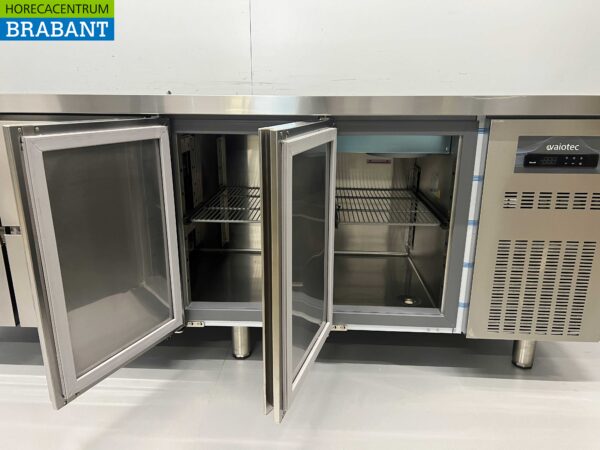 Edelstahl Coreco Premium gekühlte Werkbank 4 Schubladen und 2 Türen 1/1 Gastronorm 224,5 cm Horeca – Bild 5