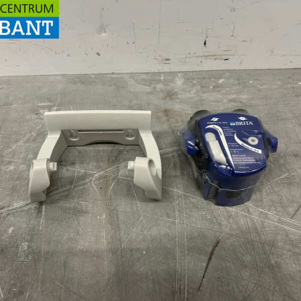 Brita Purity C 0-70% JG8 Filterkopf mit Wandhalterung Horeca