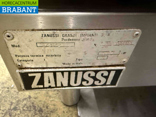 Zanussi 8-flammiger Gasherd aus Edelstahl 160 x 100 cm Horeca – Bild 10