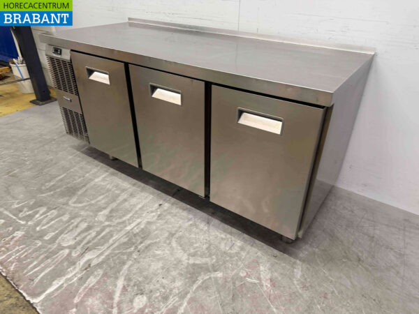 Edelstahl Electrolux Gekühlte Werkbank 3 Türen 172 cm 230V Horeca – Bild 3