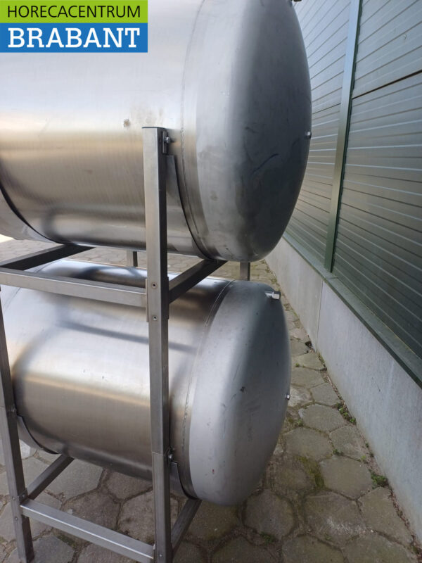 Kühlraum Gefrierzelle mit 2 Biertanks 500 Liter Installation 230V Horeca – Bild 9