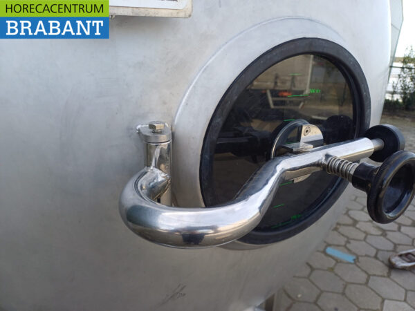 Kühlraum Gefrierzelle mit 2 Biertanks 500 Liter Installation 230V Horeca – Bild 10