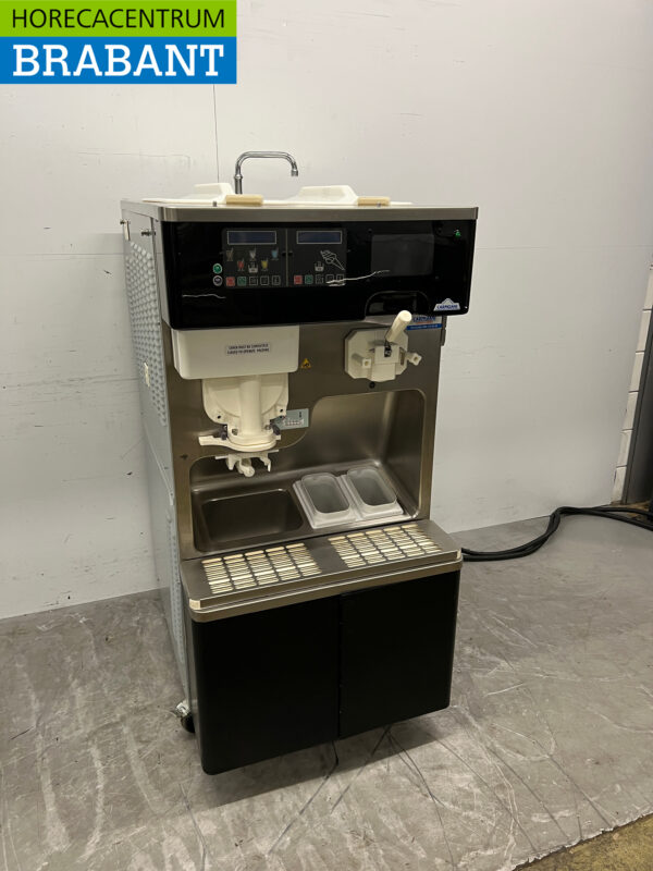 Edelstahl Carpigiani GK3T Softeismaschine Milchshakemaschine 400V Horeca – Bild 3