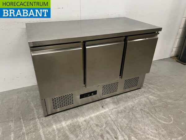Maxxfrost gekühlte Werkbank aus Edelstahl 3 Türen 137 cm 230V Horeca – Bild 3