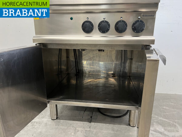 Electrolux 4-Flammen-Elektroherd aus Edelstahl 400V Catering – Bild 5