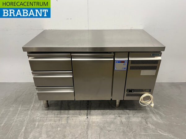 Rostfreier Stahl Gram Gekühlte Werkbank 1 Tür und 3 Schubladen 136,5 cm 230V Horeca