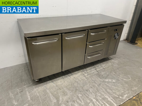 Edelstahl Gram Mobile gekühlte Werkbank 2 Türen und 3 Schubladen 172,5 cm 230V Horeca – Bild 3