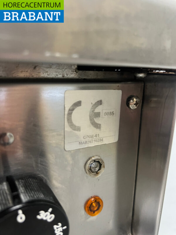 Mareno 4-Flammen-Herd aus Edelstahl mit Backofen 60 cm Gas + 230V Horeca – Bild 5