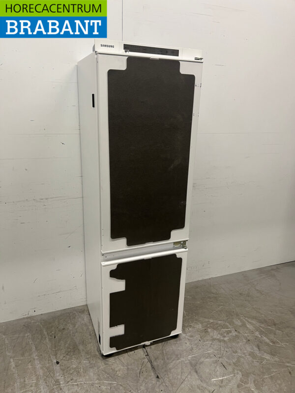 Samsung Einbau-Kühl-Gefrierkombination 267 Liter 230V – Bild 3