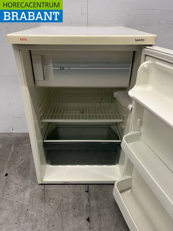 AEG Tischkühlschrank mit Gefrierfach 146 Liter 230V Horeca – Bild 4
