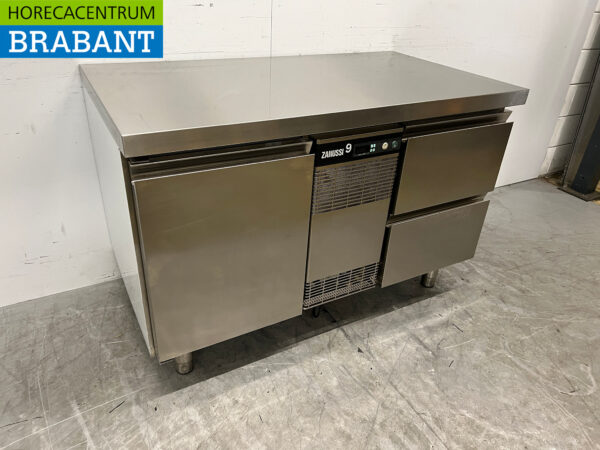Edelstahl Zanussi gekühlte Werkbank 1 Tür und 2 Schubladen 127,5 cm 230V Horeca – Bild 3