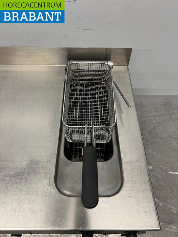 Edelstahl MKN Backstraße Elektroherd mit Griddle und Fritteuse 170 cm 400V Horeca – Bild 6