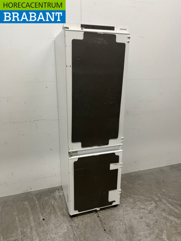 Samsung Einbau-Kühl-Gefrierkombination 267 Liter 230V (kopie) – Bild 3
