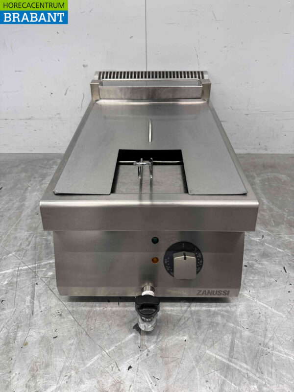 Zanussi Fritteuse aus Edelstahl 14 Liter 400V Horeca (kopie)