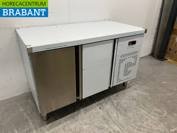 Asber gekühlte Werkbank aus Edelstahl 2 Türen 134,2 cm 230V Horeca – Bild 3