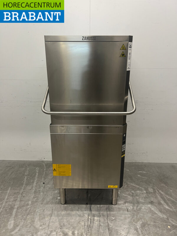 Zanussi Durchlaufgeschirrspüler aus Edelstahl mit Ablaufpumpe 400V Horeca