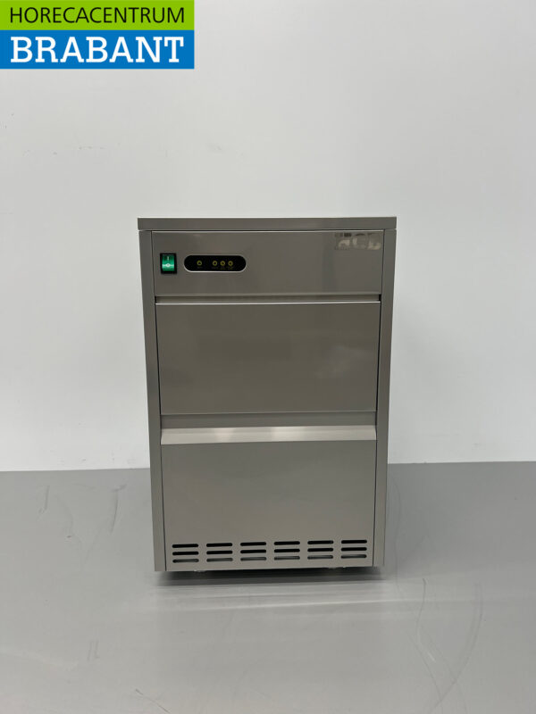 HCB Edelstahl-Eiswürfelmaschine 30 kg pro Tag 230V Horeca