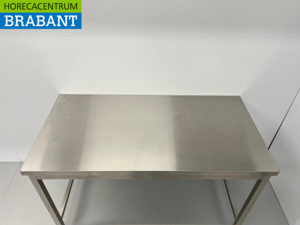 Edelstahl-Arbeitstisch Basic-line 140 x 70 x 85 cm Catering – Bild 4