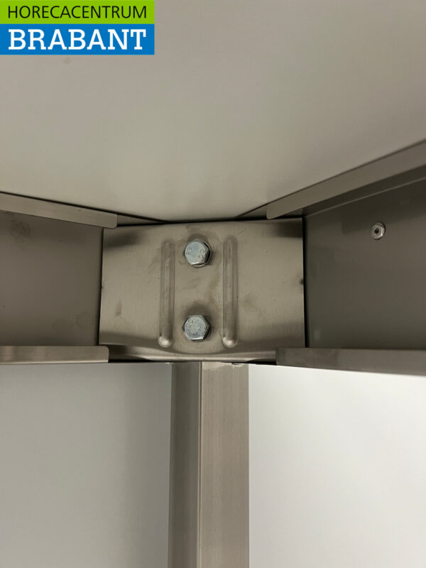 Edelstahl-Arbeitstisch Basic-line 140 x 70 x 85 cm Catering – Bild 7