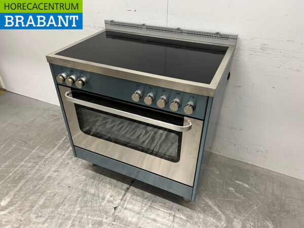Saro Induktionsherd aus Edelstahl mit Backofen 400V Horeca – Bild 2