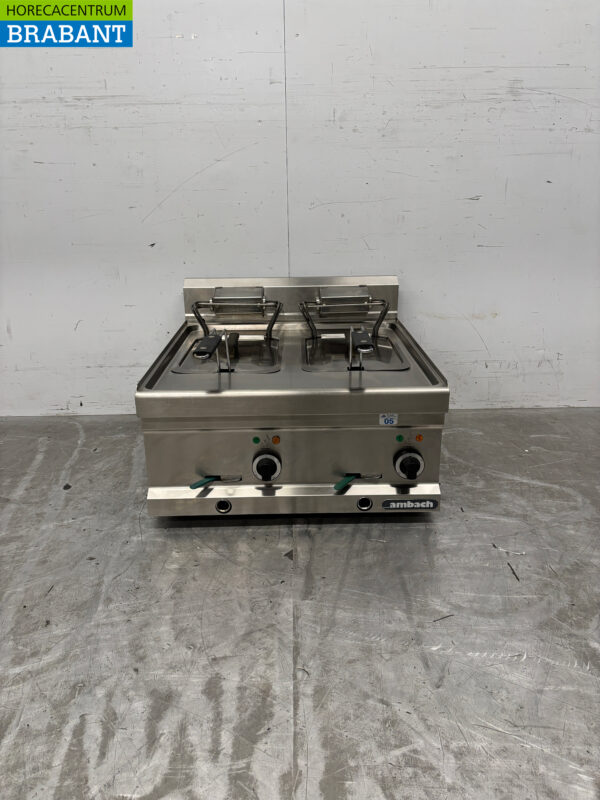 Ambach Doppelfritteuse aus Edelstahl Frittieren 2 x 11 Liter 400V Horeca
