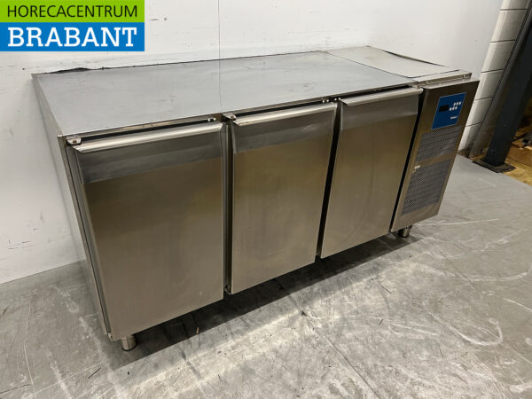 Edelstahl Kühltheke 3 Türen 161 cm 230V Horeca – Bild 3