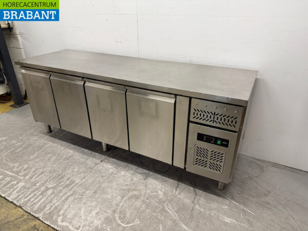 Maxxfrost gekühlte Werkbank aus Edelstahl 4 Türen 223 cm 230V Horeca – Bild 2