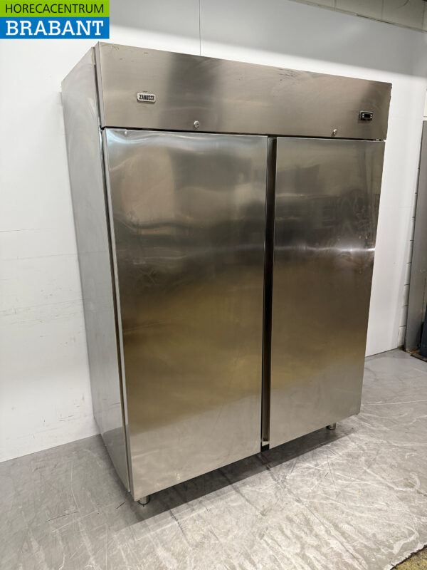 Zanussi Doppeltüriger Kühlschrank aus Edelstahl 1300 Liter 230V Horeca – Bild 3