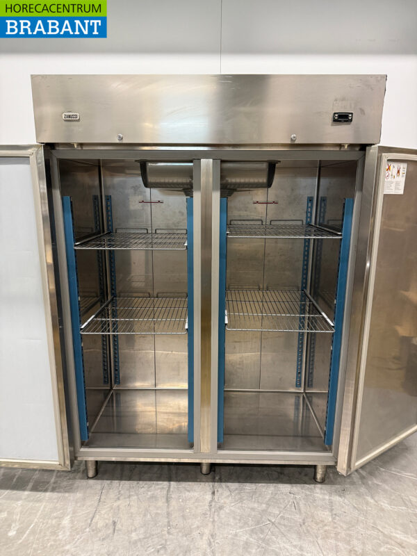 Zanussi Doppeltüriger Kühlschrank aus Edelstahl 1300 Liter 230V Horeca – Bild 4
