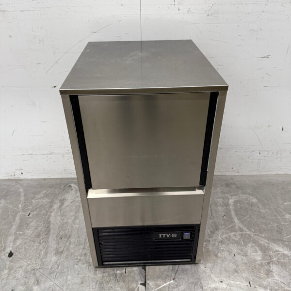 ITV Quasar Eiswürfelmaschine aus Edelstahl 34 kg pro Tag 12 kg Bunker 230V Horeca