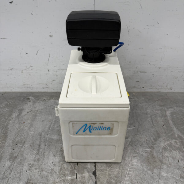 Lubron Miniline Automatischer Wasserenthärter 160 Liter pro Stunde 230V Horeca