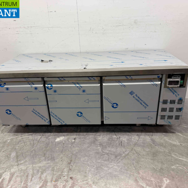 Edelstahl Combisteel Kühlschrank Niedriges Modell 3 Türen 160 cm 230V Horeca