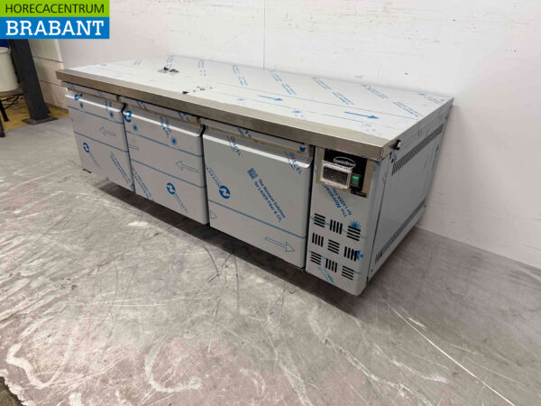 Edelstahl Combisteel Kühlschrank Niedriges Modell 3 Türen 160 cm 230V Horeca – Bild 2