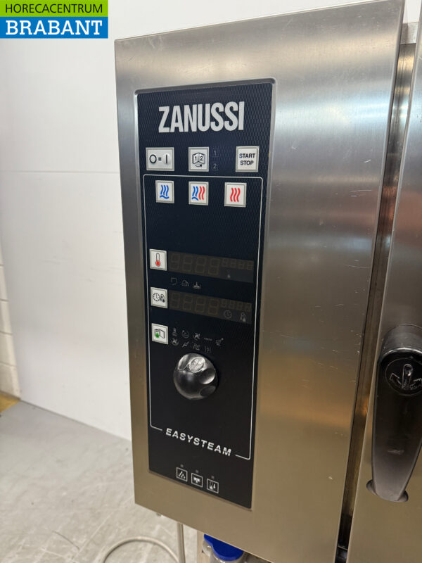 Zanussi Kombidämpfer aus Edelstahl mit Ständer 6 x 1/1 GN 400V Horeca – Bild 4