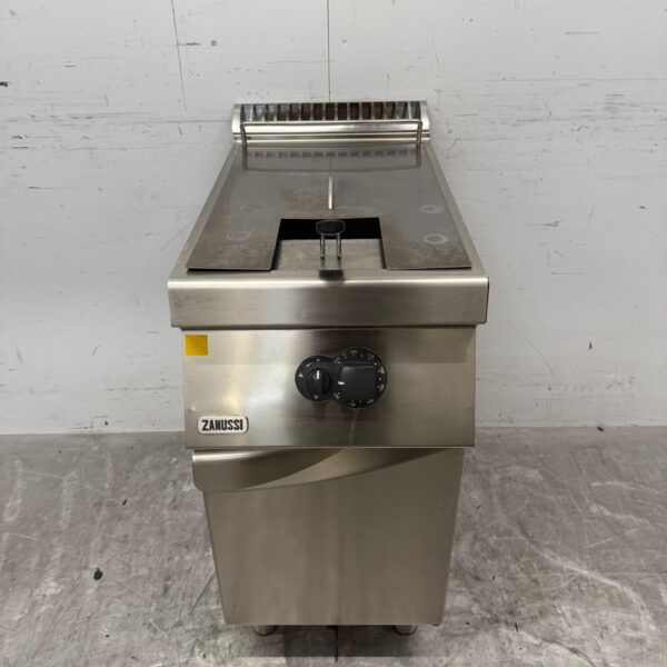 Edelstahl Zanussi Friteuse 15 Liter Erdgas Catering