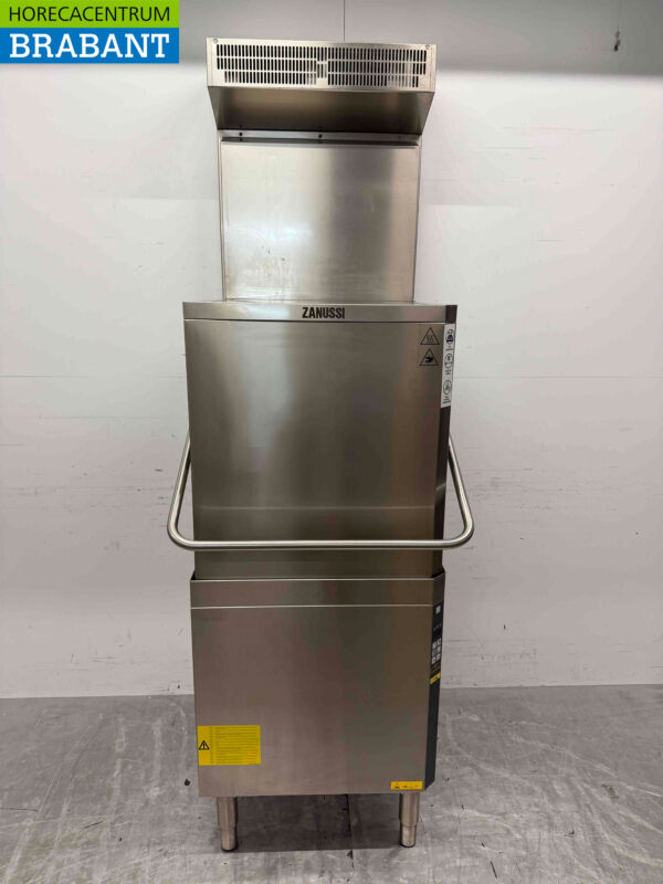 Zanussi Durchlaufgeschirrspüler aus Edelstahl mit Wärmerückgewinnung 400V Horeca
