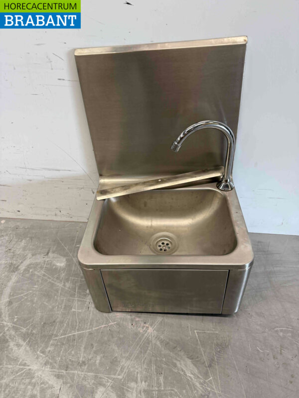 Combisteel-Spülbecken aus Edelstahl mit Kniehebel Horeca
