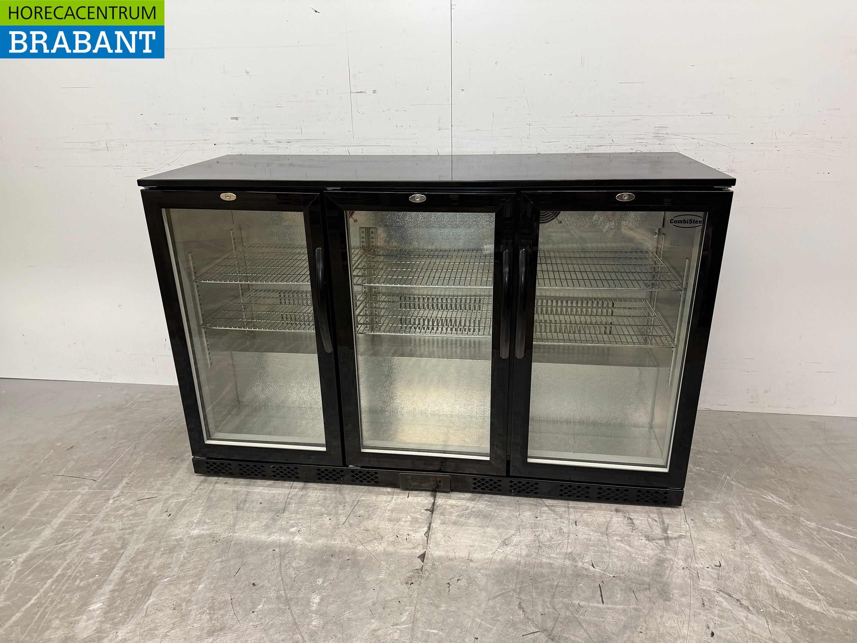 Combisteel Bar-Kühlschrank 3 Glas-Falttüren 135 cm 230V Horeca