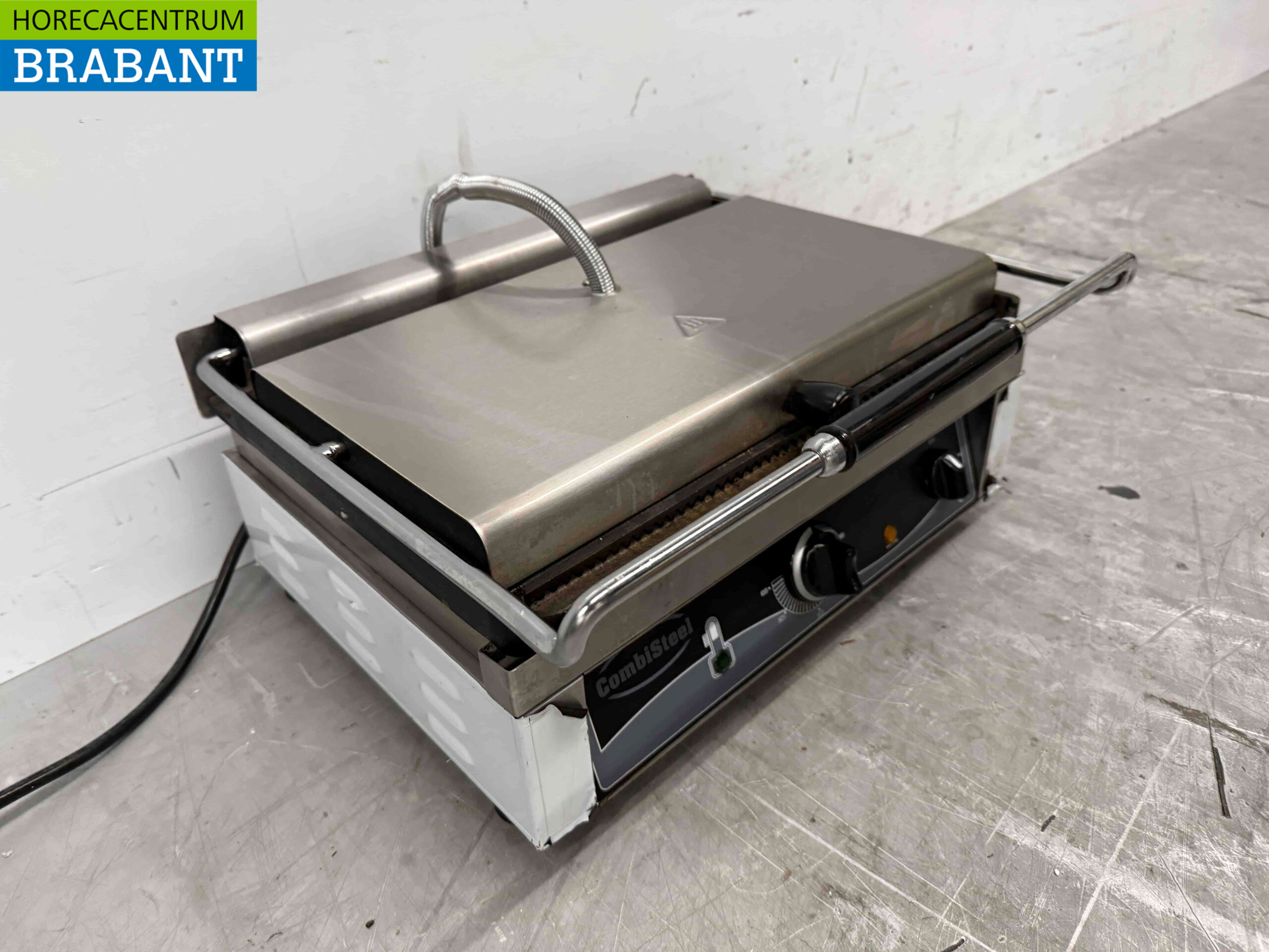 Combisteel Kontaktgrill aus Edelstahl Paninigrill Grill Ribbel 230V Horeca – Bild 2