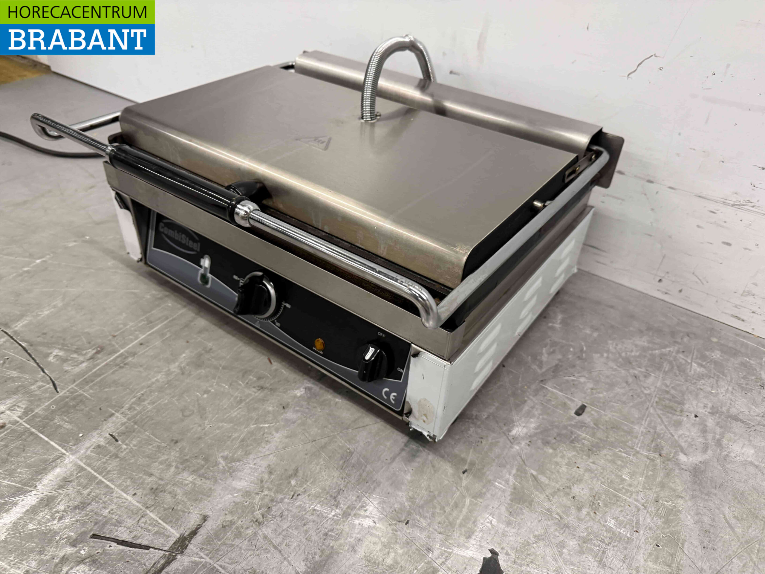 Combisteel Kontaktgrill aus Edelstahl Paninigrill Grill Ribbel 230V Horeca – Bild 3