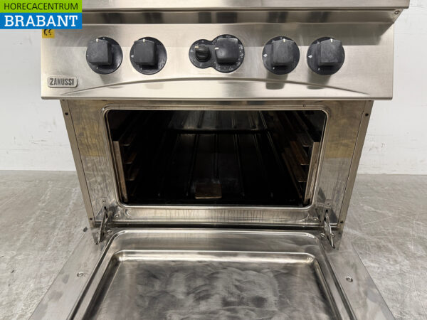 Zanussi 4-Flammen-Gasherd aus Edelstahl mit Backofen 3 x 2/1 GN GAS Horeca – Bild 5
