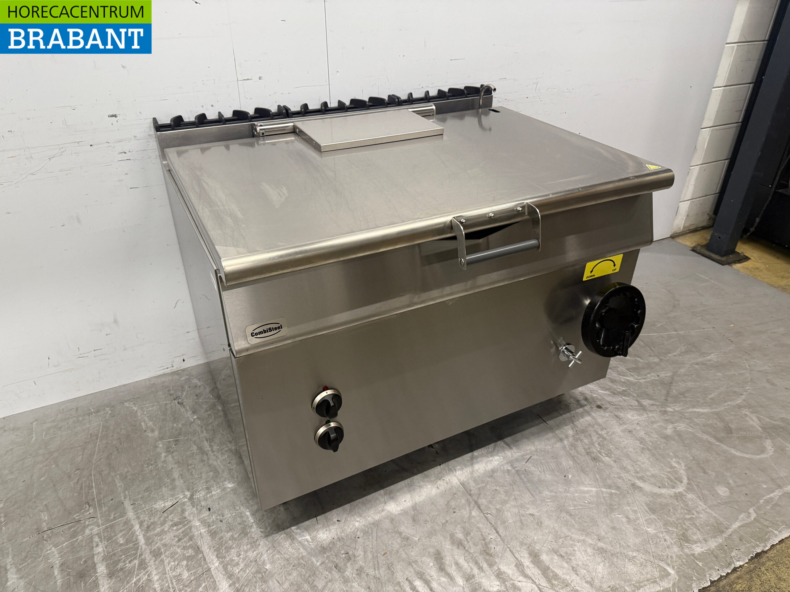 Combisteel Kippbratentopf aus Edelstahl 120 Liter 120 cm 400V Horeca – Bild 3