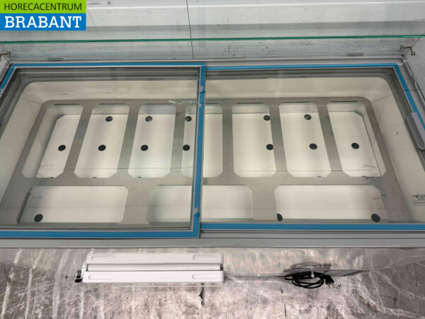 Mobile Combisteel Teneriffa Schaufel-Eisvitrine 10 Fächer 230V Horeca – Bild 5